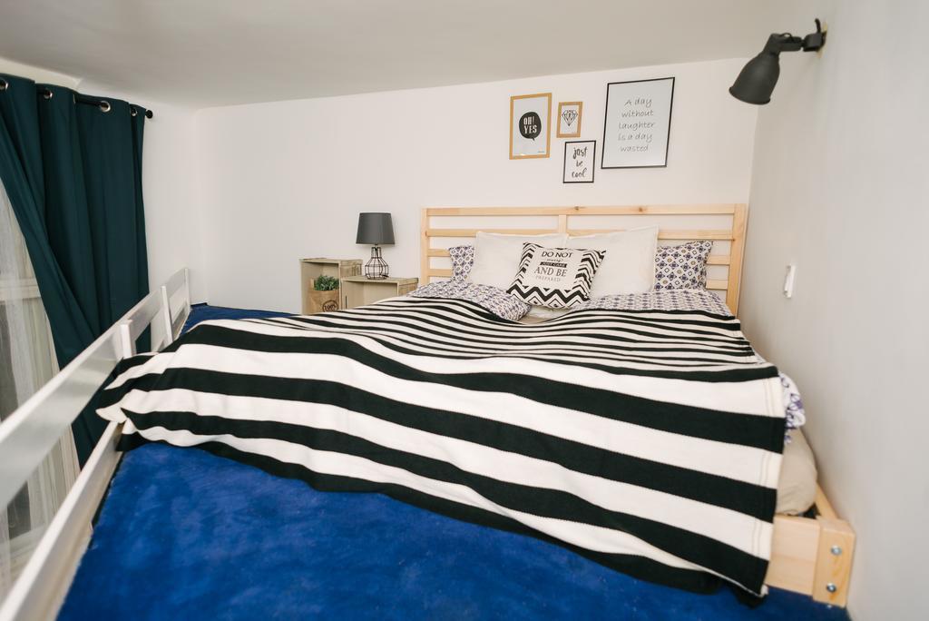 Golden Hand Luxury Apartment Будапеща Екстериор снимка